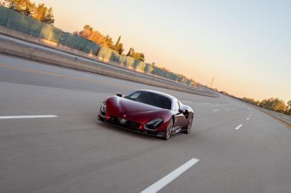H Alfa Romeo Stradale 33 έφτασε τα 333Km/h στην πίστα Nardo! [+video]